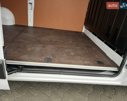 Білий Рено Мастєр, об'ємом двигуна 0 л та пробігом 204 тис. км за 17350 $, фото 42 на Automoto.ua