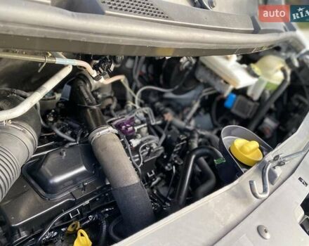 Белый Рено Мастер, объемом двигателя 2.3 л и пробегом 138 тыс. км за 18850 $, фото 46 на Automoto.ua