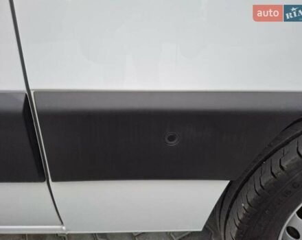 Білий Рено Мастєр, об'ємом двигуна 2.3 л та пробігом 240 тис. км за 18456 $, фото 28 на Automoto.ua