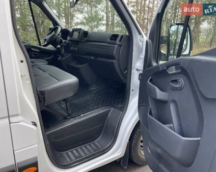Белый Рено Мастер, объемом двигателя 2.3 л и пробегом 180 тыс. км за 22000 $, фото 36 на Automoto.ua