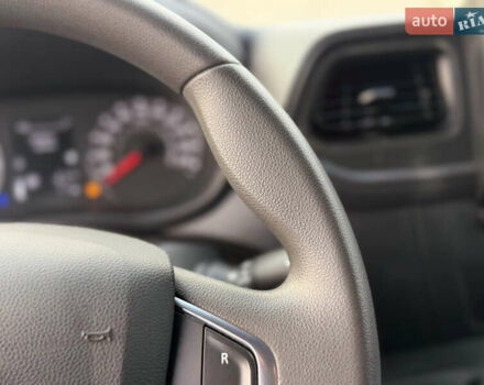 Белый Рено Мастер, объемом двигателя 2.3 л и пробегом 255 тыс. км за 24900 $, фото 21 на Automoto.ua