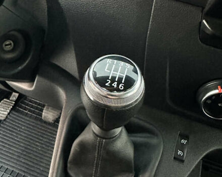 Білий Рено Мастєр, об'ємом двигуна 2.3 л та пробігом 171 тис. км за 18800 $, фото 39 на Automoto.ua