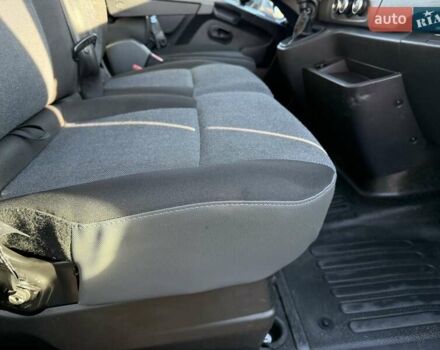 Белый Рено Мастер, объемом двигателя 2.3 л и пробегом 250 тыс. км за 19999 $, фото 30 на Automoto.ua