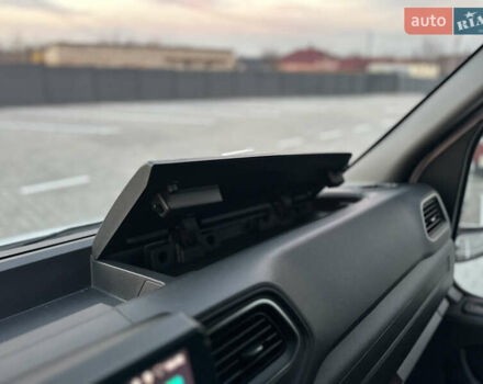 Білий Рено Мастєр, об'ємом двигуна 2.3 л та пробігом 171 тис. км за 18800 $, фото 44 на Automoto.ua