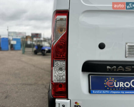 Білий Рено Мастєр, об'ємом двигуна 2.3 л та пробігом 267 тис. км за 21500 $, фото 13 на Automoto.ua