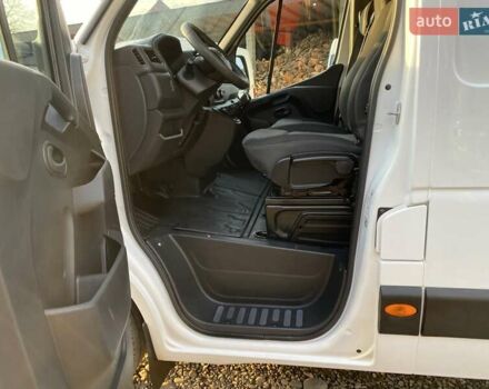Білий Рено Мастєр, об'ємом двигуна 2.3 л та пробігом 198 тис. км за 17850 $, фото 28 на Automoto.ua
