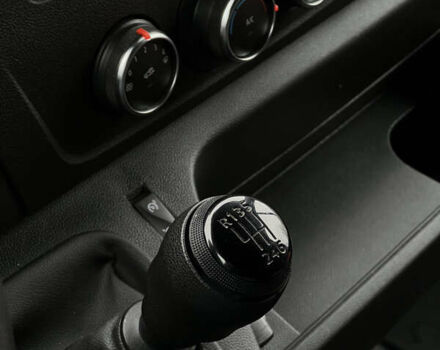 Белый Рено Мастер, объемом двигателя 2.3 л и пробегом 372 тыс. км за 18500 $, фото 13 на Automoto.ua