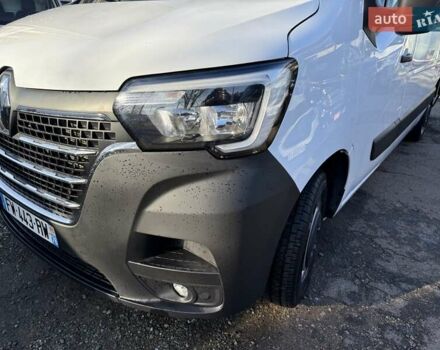 Белый Рено Мастер, объемом двигателя 2.3 л и пробегом 250 тыс. км за 19999 $, фото 11 на Automoto.ua