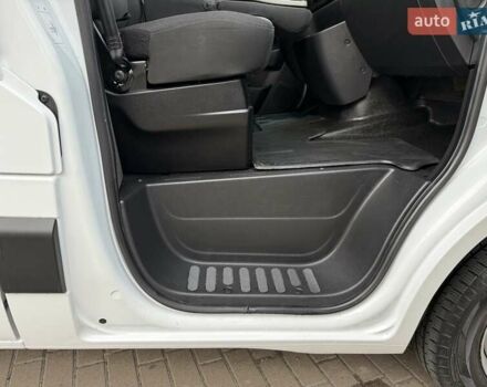 Білий Рено Мастєр, об'ємом двигуна 2.3 л та пробігом 248 тис. км за 20950 $, фото 49 на Automoto.ua