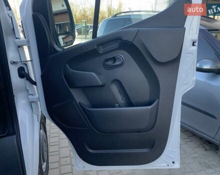 Білий Рено Мастєр, об'ємом двигуна 2.3 л та пробігом 218 тис. км за 19999 $, фото 33 на Automoto.ua