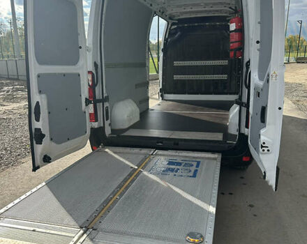 Белый Рено Мастер, объемом двигателя 2.3 л и пробегом 193 тыс. км за 22500 $, фото 27 на Automoto.ua