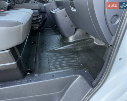 Білий Рено Мастєр, об'ємом двигуна 2.3 л та пробігом 188 тис. км за 26999 $, фото 39 на Automoto.ua