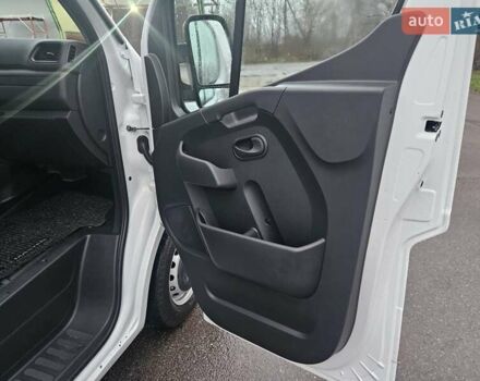 Белый Рено Мастер, объемом двигателя 2.3 л и пробегом 184 тыс. км за 18300 $, фото 53 на Automoto.ua