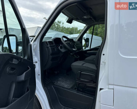 Белый Рено Мастер, объемом двигателя 2.3 л и пробегом 204 тыс. км за 20800 $, фото 9 на Automoto.ua