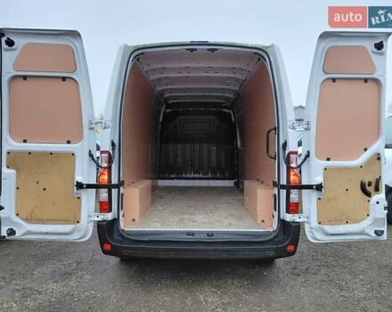 Белый Рено Мастер, объемом двигателя 2.3 л и пробегом 216 тыс. км за 20000 $, фото 27 на Automoto.ua