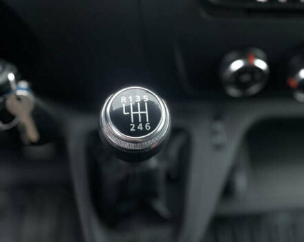 Белый Рено Мастер, объемом двигателя 2.3 л и пробегом 202 тыс. км за 21900 $, фото 21 на Automoto.ua