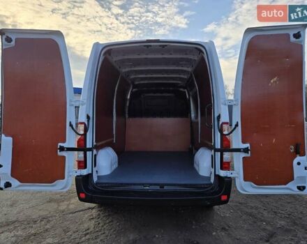 Белый Рено Мастер, объемом двигателя 2.3 л и пробегом 179 тыс. км за 18900 $, фото 27 на Automoto.ua