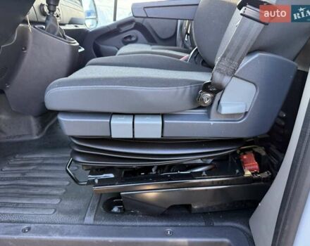 Белый Рено Мастер, объемом двигателя 2.3 л и пробегом 250 тыс. км за 19999 $, фото 17 на Automoto.ua