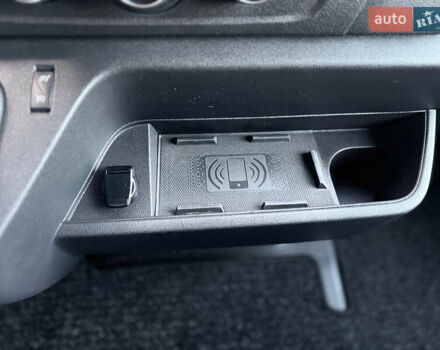 Белый Рено Мастер, объемом двигателя 2.3 л и пробегом 230 тыс. км за 19950 $, фото 30 на Automoto.ua