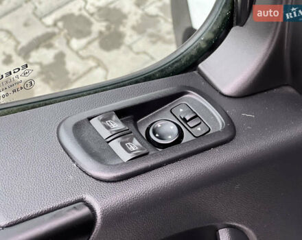 Белый Рено Мастер, объемом двигателя 2.3 л и пробегом 233 тыс. км за 17900 $, фото 85 на Automoto.ua