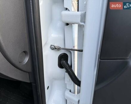 Білий Рено Мастєр, об'ємом двигуна 2.3 л та пробігом 205 тис. км за 20500 $, фото 25 на Automoto.ua