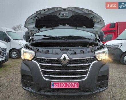 Белый Рено Мастер, объемом двигателя 2.3 л и пробегом 216 тыс. км за 20000 $, фото 10 на Automoto.ua