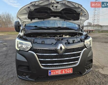 Белый Рено Мастер, объемом двигателя 2.3 л и пробегом 179 тыс. км за 18900 $, фото 41 на Automoto.ua