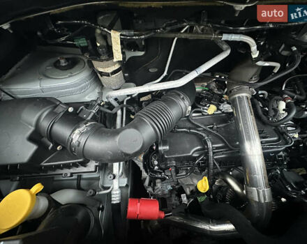 Білий Рено Мастєр, об'ємом двигуна 2.3 л та пробігом 308 тис. км за 18500 $, фото 17 на Automoto.ua