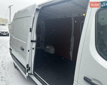 Белый Рено Мастер, объемом двигателя 2.3 л и пробегом 253 тыс. км за 20999 $, фото 8 на Automoto.ua