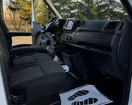 Белый Рено Мастер, объемом двигателя 2.3 л и пробегом 210 тыс. км за 19500 $, фото 32 на Automoto.ua