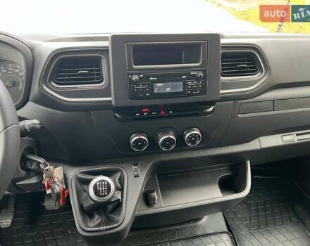 Белый Рено Мастер, объемом двигателя 2.3 л и пробегом 293 тыс. км за 24999 $, фото 66 на Automoto.ua