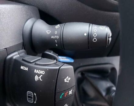 Білий Рено Мастєр, об'ємом двигуна 2.3 л та пробігом 257 тис. км за 17900 $, фото 26 на Automoto.ua