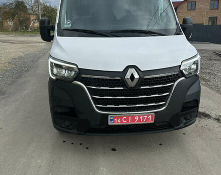 Белый Рено Мастер, объемом двигателя 2.3 л и пробегом 193 тыс. км за 22500 $, фото 3 на Automoto.ua
