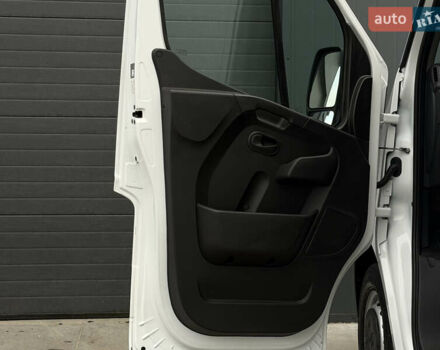 Белый Рено Мастер, объемом двигателя 2.3 л и пробегом 177 тыс. км за 20900 $, фото 38 на Automoto.ua