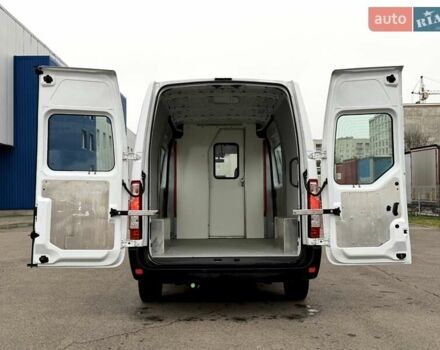 Білий Рено Мастєр, об'ємом двигуна 2.3 л та пробігом 201 тис. км за 17200 $, фото 15 на Automoto.ua