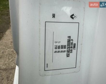 Белый Рено Мастер, объемом двигателя 2.3 л и пробегом 193 тыс. км за 22500 $, фото 42 на Automoto.ua