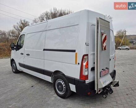 Білий Рено Мастєр, об'ємом двигуна 2.3 л та пробігом 240 тис. км за 18456 $, фото 2 на Automoto.ua