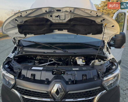 Белый Рено Мастер, объемом двигателя 2.3 л и пробегом 210 тыс. км за 19500 $, фото 45 на Automoto.ua