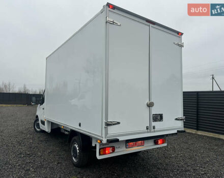 Белый Рено Мастер, объемом двигателя 2.3 л и пробегом 36 тыс. км за 25600 $, фото 10 на Automoto.ua