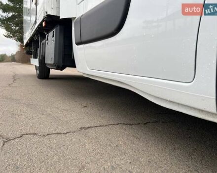 Белый Рено Мастер, объемом двигателя 2.3 л и пробегом 293 тыс. км за 24999 $, фото 30 на Automoto.ua