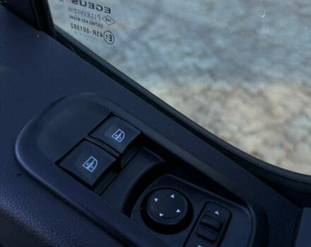 Белый Рено Мастер, объемом двигателя 2.3 л и пробегом 210 тыс. км за 19500 $, фото 21 на Automoto.ua