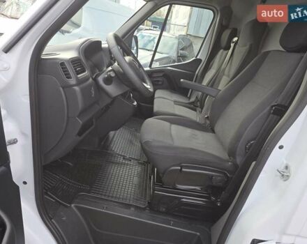 Белый Рено Мастер, объемом двигателя 2.3 л и пробегом 206 тыс. км за 21000 $, фото 23 на Automoto.ua