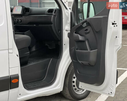 Белый Рено Мастер, объемом двигателя 2.3 л и пробегом 233 тыс. км за 17900 $, фото 103 на Automoto.ua