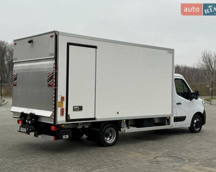 Білий Рено Мастєр, об'ємом двигуна 2.3 л та пробігом 98 тис. км за 27300 $, фото 11 на Automoto.ua