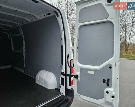 Білий Рено Мастєр, об'ємом двигуна 2.3 л та пробігом 217 тис. км за 18900 $, фото 64 на Automoto.ua