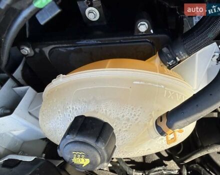 Белый Рено Мастер, объемом двигателя 2.3 л и пробегом 250 тыс. км за 19999 $, фото 40 на Automoto.ua