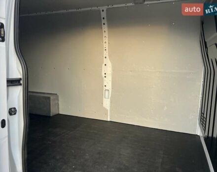 Белый Рено Мастер, объемом двигателя 2.3 л и пробегом 164 тыс. км за 19950 $, фото 51 на Automoto.ua
