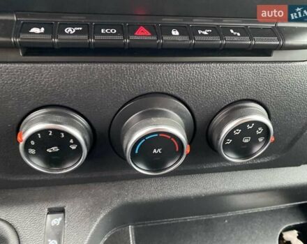 Білий Рено Мастєр, об'ємом двигуна 2.3 л та пробігом 168 тис. км за 18350 $, фото 44 на Automoto.ua