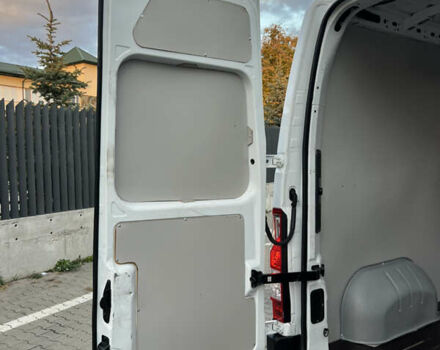 Белый Рено Мастер, объемом двигателя 2.3 л и пробегом 189 тыс. км за 18555 $, фото 13 на Automoto.ua