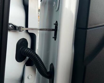 Білий Рено Мастєр, об'ємом двигуна 2.3 л та пробігом 257 тис. км за 17900 $, фото 36 на Automoto.ua